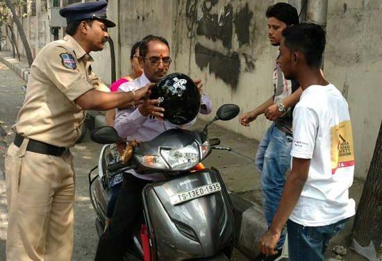ట్రాఫిక్ నిబంధనల ఉల్లంఘనపై ప్రత్యేక డ్రైవ్ c4